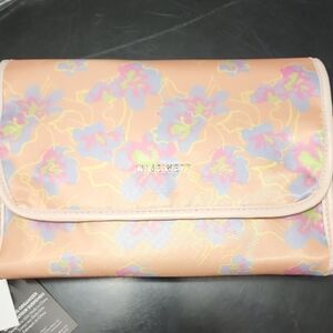 Nine West Travel Hanging Orginizer